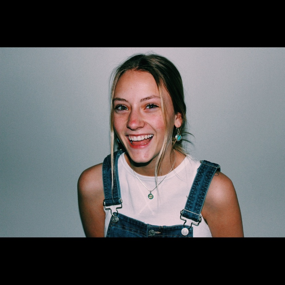 Meet your Posher, Ellie!